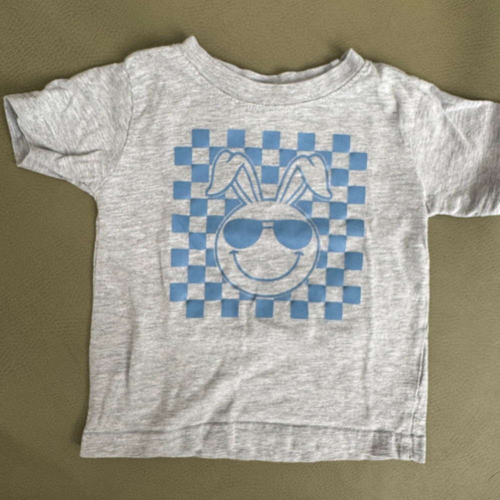 Wink Gray T-Shirt with Blue Checkered Graphic